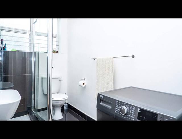 2 BEDROOM APARTMENT SOLD IN GLENWOOD